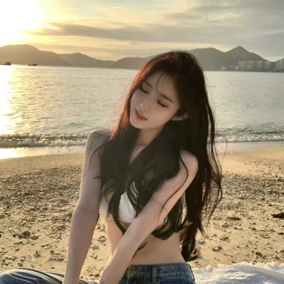 黄阿丽:小眼镜蛇
